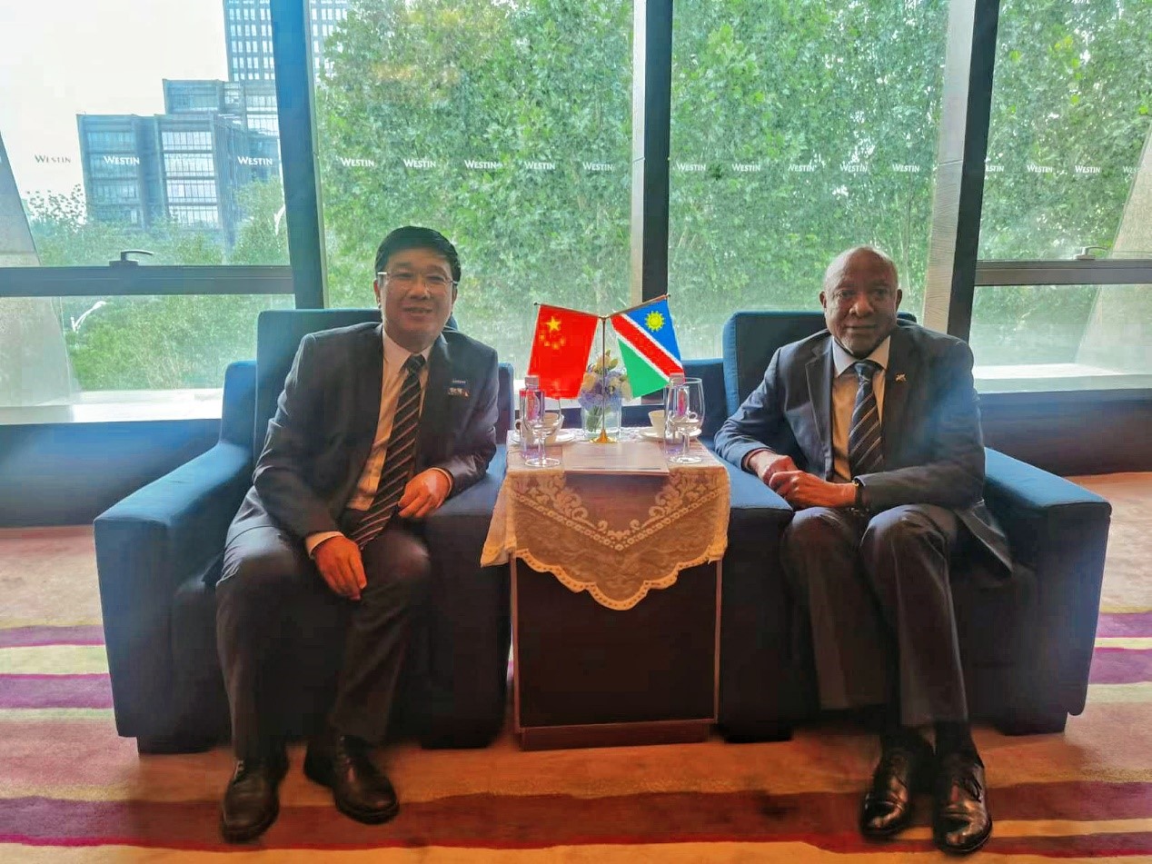 中非合作论坛期间xpj官网 董事长王平卫拜会三国总统